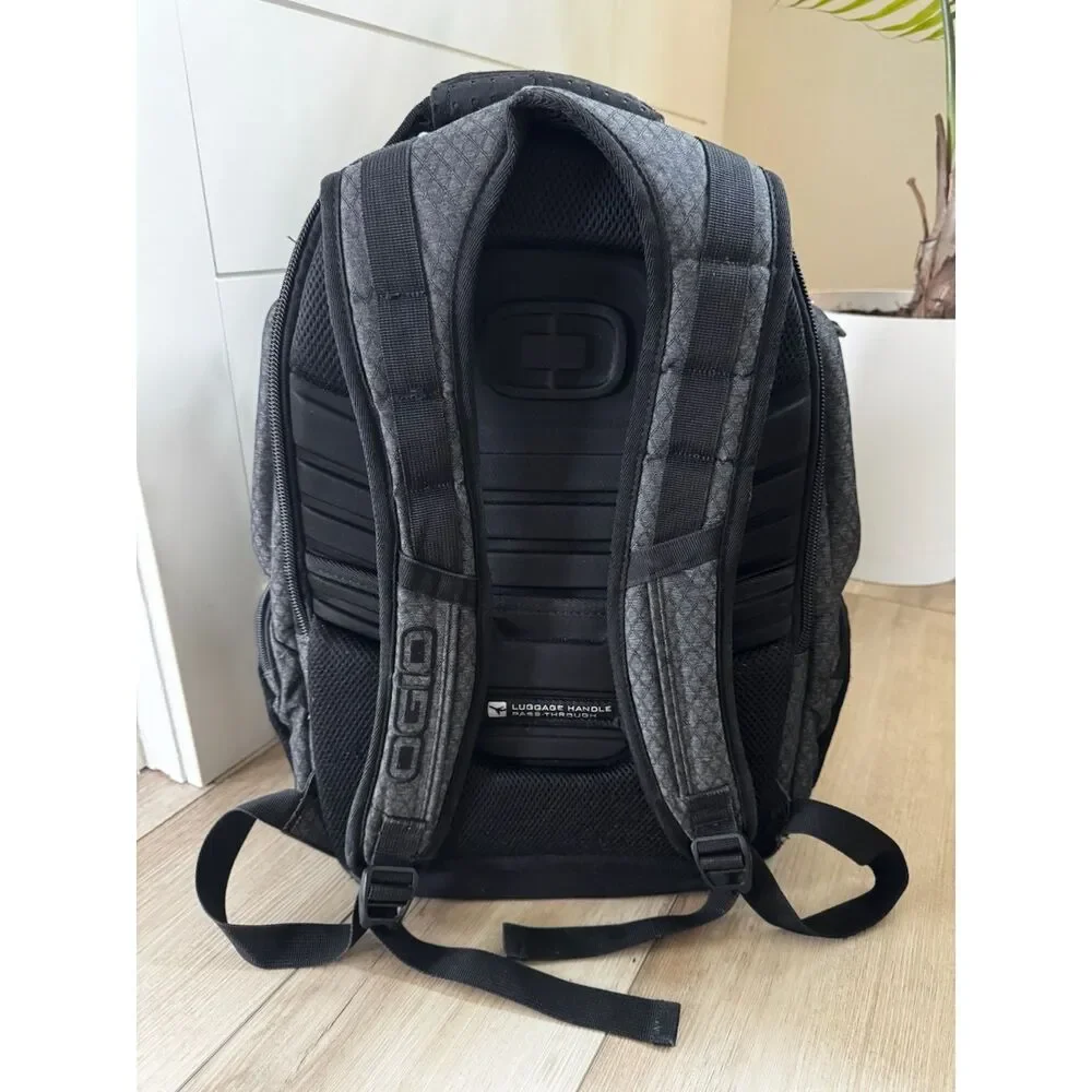 OGIO International Gambit Backpack Work Travel Carry On Laptop Tablet Black Gray